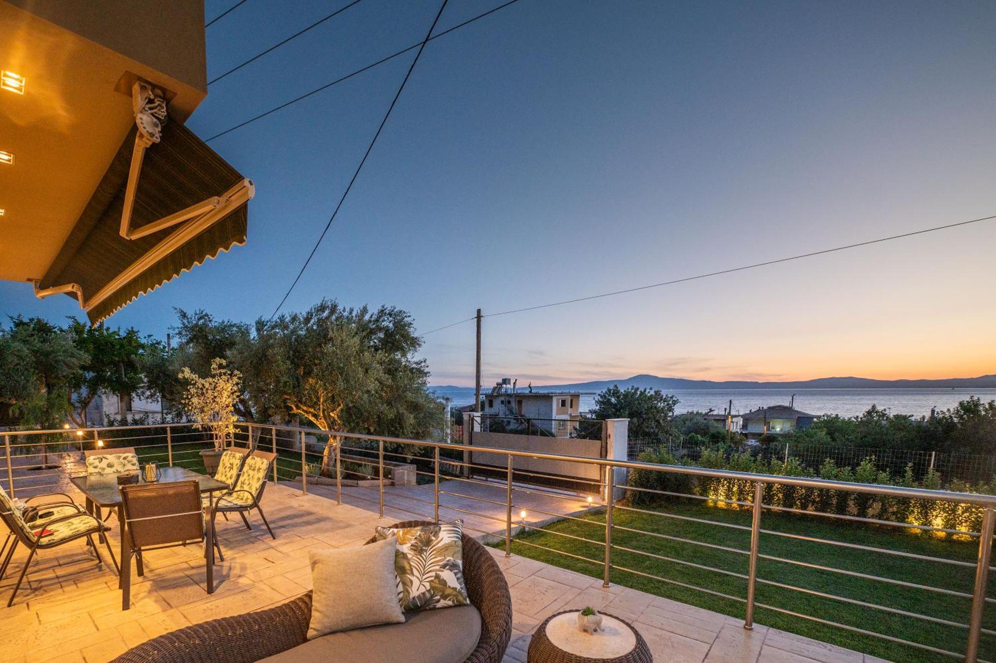 Thea Seaview Luxury Living Villa Kalamata Dış mekan fotoğraf