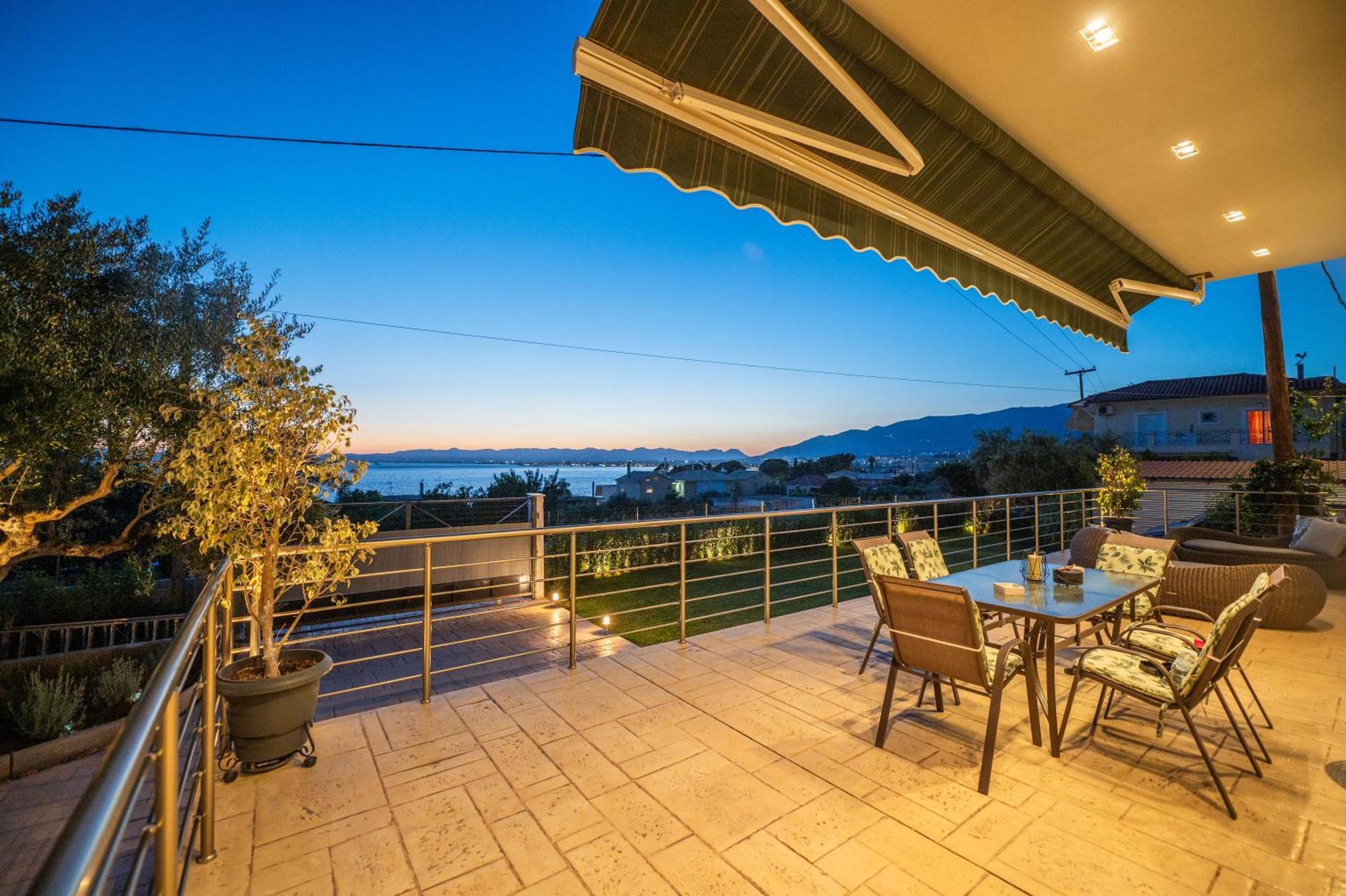 Thea Seaview Luxury Living Villa Kalamata Dış mekan fotoğraf